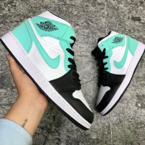 Nike Jordan Verde, Blanco y Negro